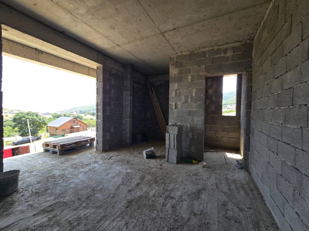 იყიდება 7 ოთახიანი აგარაკი მცხეთაში